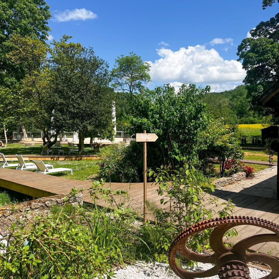 Moulin de Fourges Hotel Buitenkant foto
